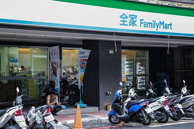 全家便利商店的會員APP又大當機，預購商品全消失無法兌換。（資料照片／陳品佑攝）