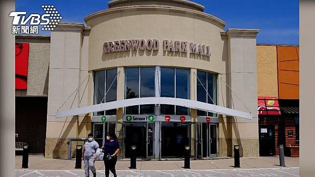美國美國印地安納州一處名為格林伍德公園的商場發生槍擊案。（圖/達志影像美聯社）