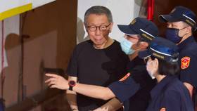 柯文哲今出庭，休庭期間情緒激動怒罵檢察官。廖瑞祥攝