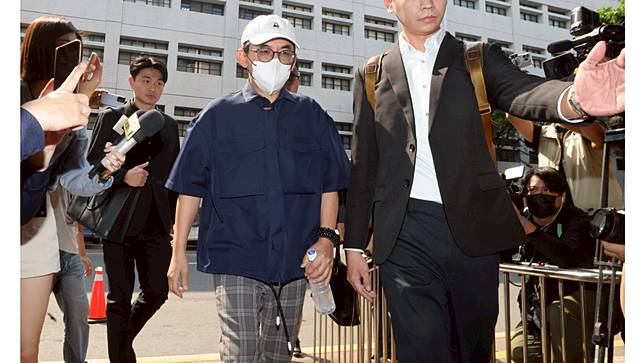 藝人黃子佼赴高等法院開庭。周永受攝