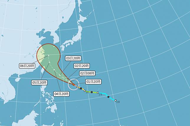 強颱康芮晚間8時路徑潛勢預報圖。（取自氣象局官網）