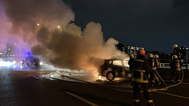 （圖／翻攝74號快速道路即時路況互助會臉書）