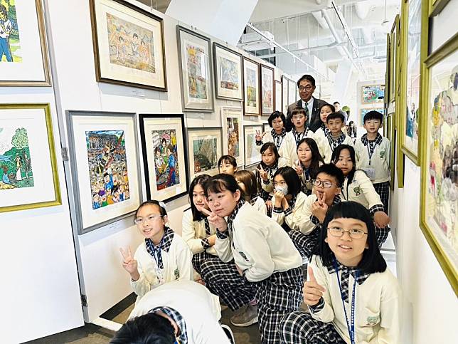 尾道市展出日本台灣種小學校聯合作品展。（記者湯朝村翻攝)