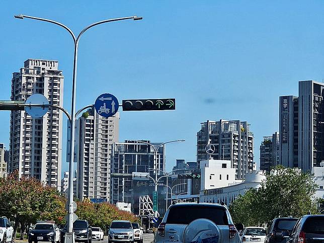 謝昆峯分析，房市信心不足，很多買方也怕若簽約了、但貸不到錢「違約怎麼辦？資金如不到位，不要斷頭就很慶幸了」。圖／好房網News記者林和謙／攝