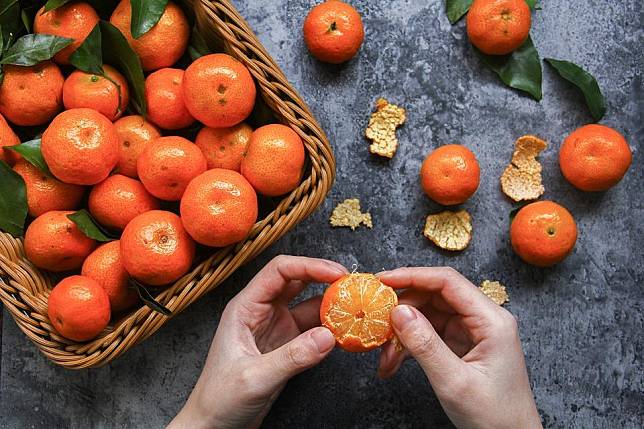 橘子不僅含有多種維生素，更是美國癌症學會認定的30種抗癌蔬果之一。（示意圖／pixabay）