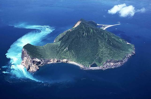 龜山島是宜蘭的精神地標。(圖由東北角風管處提供)