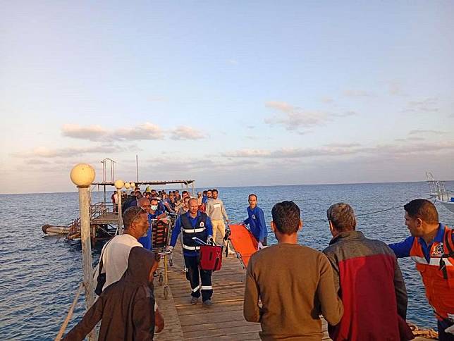 Rescuers work near the site where a boat sank in the Red Sea, in Marsa Alam, the Red Sea Province, Egypt, on Nov. 25, 2024. (Xinhua)