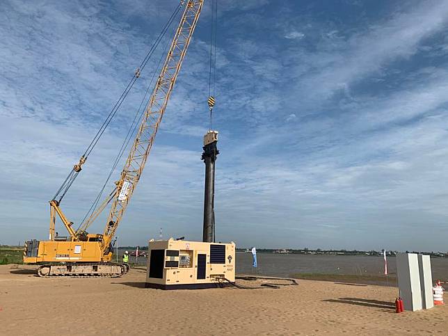 Photo, taken on Nov. 29, 2024, shows the construction site of a Mekong River bridge in Kandal province, Cambodia. (Photo by Van Pov/Xinhua)