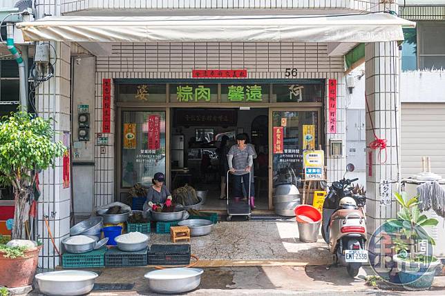 位於台南市南寧街的「遠馨阿婆肉粽」外觀看起來是一般民宅。