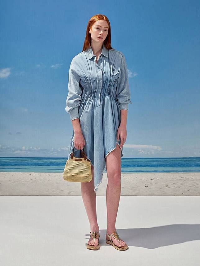台湾 CHARLES&KEITH かぎ針編み 花柄 フラットスライド 三吉彩花とCHARLES & KEITHのカラフルなバッグ＆シューズの世界