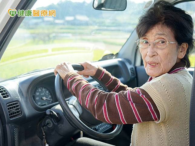 長輩常出車禍　恐是失智症惹禍！