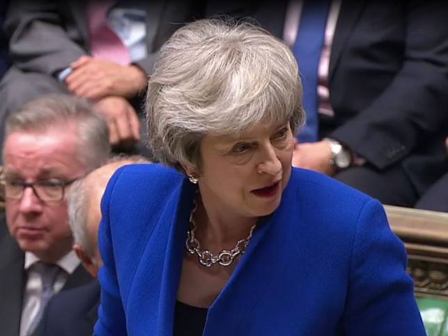 英國國會不信任投票 首相梅伊驚險過關