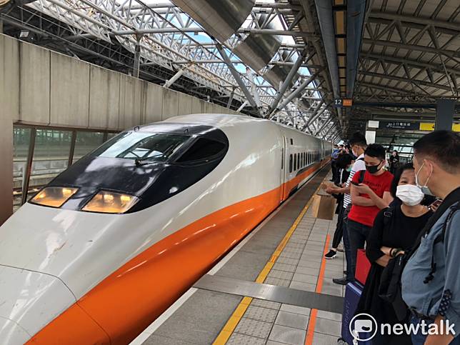 台灣高鐵購票APP今（18）日起全新改版，新增全線即時營運資訊及各車次停靠站查詢功能   圖：汪靖軒／攝（資料照）