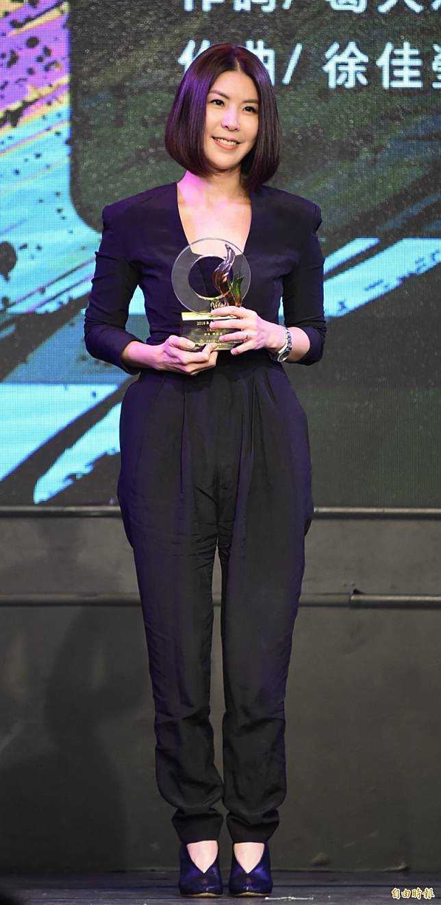 許茹芸以《花粉症》獲中華音樂人交流協會評選為年度十大歌曲。(記者潘少棠攝)