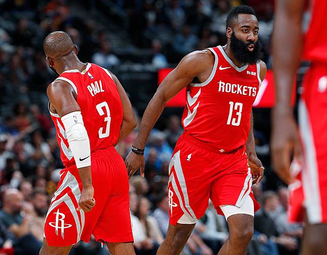 James Harden（圖右）與Chris Paul聯手幫助火箭開始升空。（達志影像）