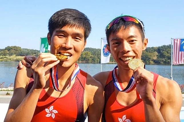 Chan Chi-fung and Chiu Hin-chun after winning gold at the Asian Championships in South Korea. Photo: Facebook