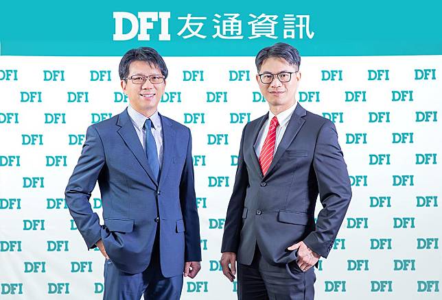 ▲友通資訊副董事長李昌鴻（左）與總經理蘇家弘（右）
