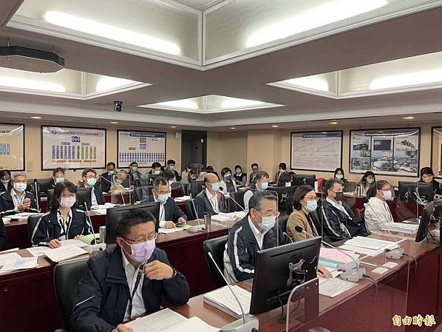 台北市議會交通委員會開始審查台北捷運公司明年度預算。(記者蔡亞樺攝)