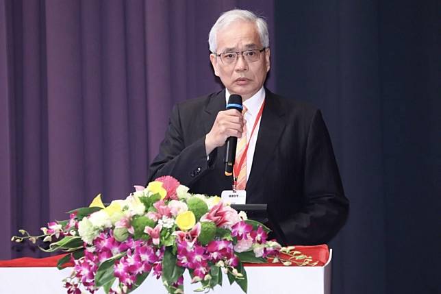 陳威明表示，颱風假真正考驗在災後　重申無政治考量、退休後續留北榮。（資料照片／王侑聖攝）