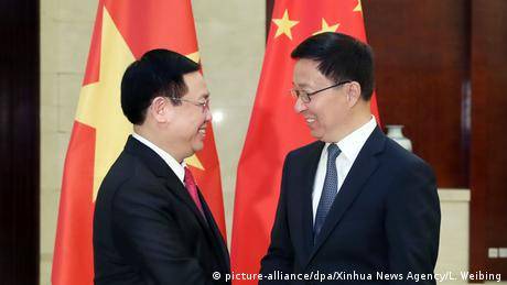 2018年9月，越南國會主席王庭惠訪華期間會晤中國副總理韓正。（資料圖）