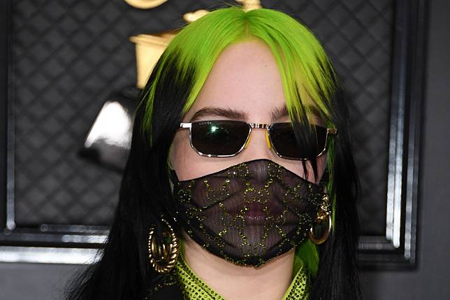 Music star Billie Eilish turned up to the Grammy Awards in Los Angeles wearing a Gucci face mask similar to those that people in China are wearing to protect themselves from the Wuhan coronavirus. Photo: Agence France-Presse