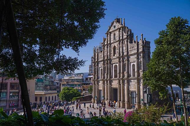 Tourists visit the Ruins of St. Paul's in south China's Macao, Nov. 26, 2024. (Xinhua/Cheong Kam Ka)