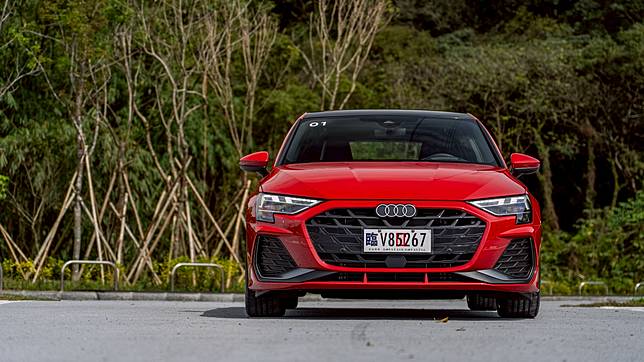 進入豪華品牌的敲門磚？Audi A3 改款後是更超值、還是難敵主流？