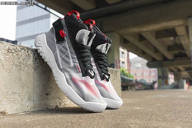 DNA Jordan APEX Utility Mobile01 LINE TODAY