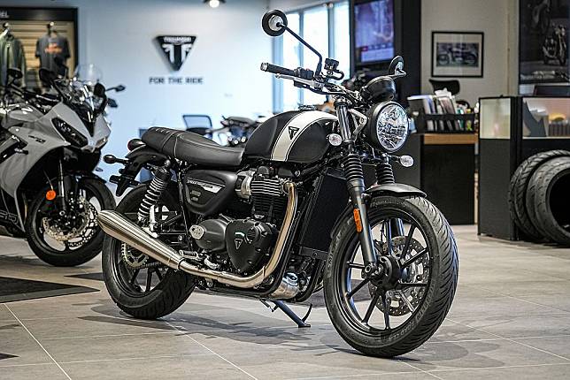 輕鬆享受性能與速度的英倫街車！Triumph Speed Twin 900新車促銷中