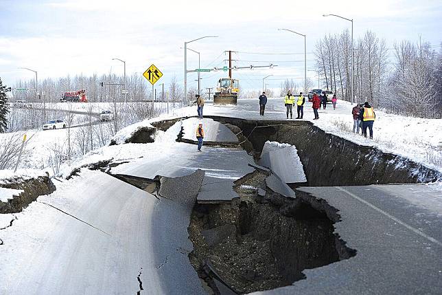 Alaska Earthquake Aftershock Angst