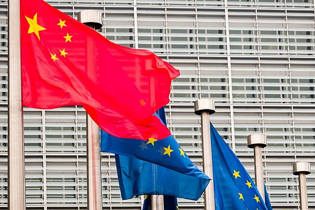 China has appointed its first special envoy to Europe ahead of a leadership change at the European Commission, in a sign that Beijing is hoping to improve relations between the two sides. Photo: Bloomberg