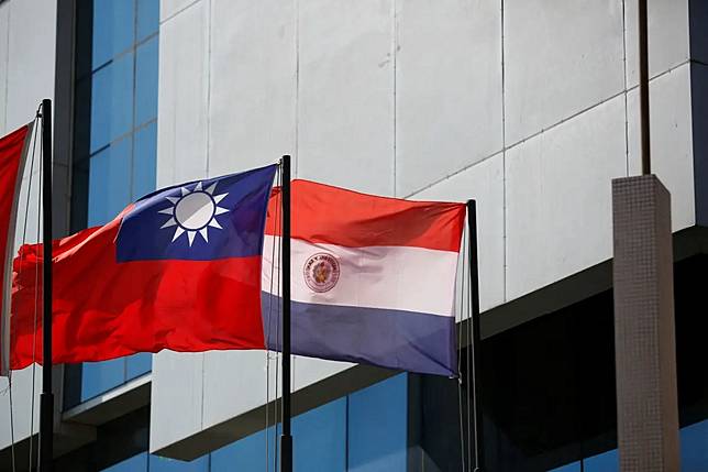 ▲巴拉圭國旗 台灣國旗 巴拉圭台灣 台灣巴拉圭（圖／路透社／達志影像）