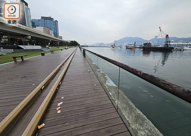 現場觀塘海濱花園。(李國健攝)(李國健攝)