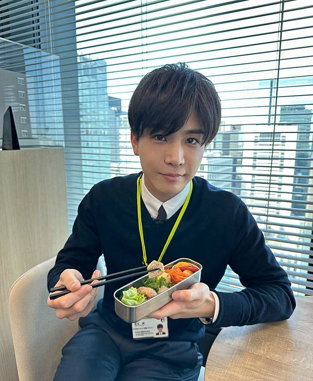 從《金魚妻》到《我們之間沒有的》！演員「岩田剛典」演活不倫劇男主角，戲裡戲外都魅力十足！ | Japaholic | LINE TODAY