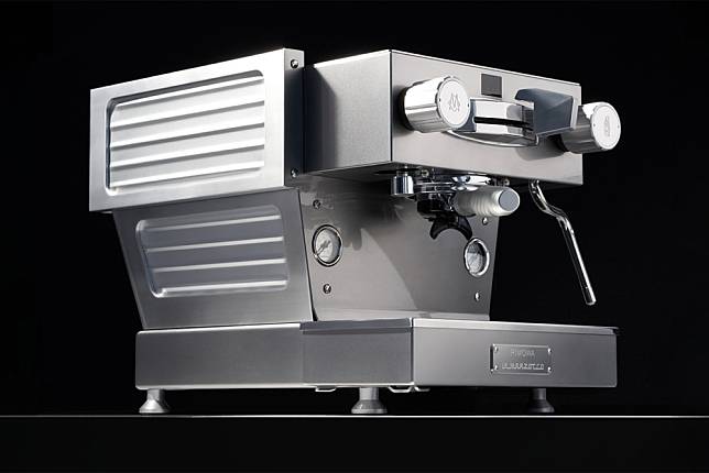 Rimowa × La Marzocco手工製濃縮咖啡機