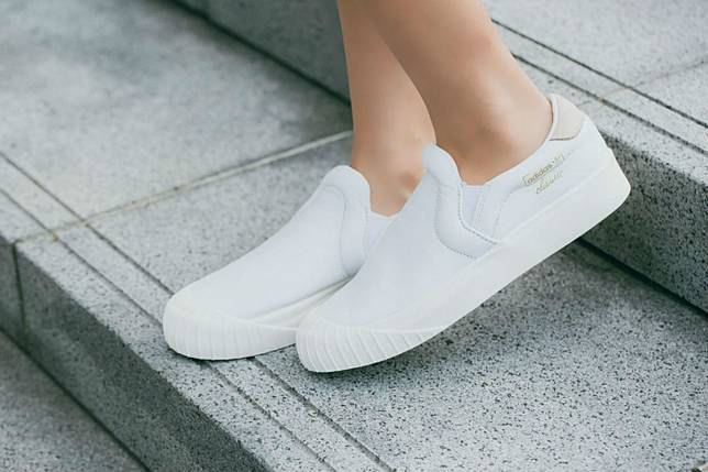 Adidas classic everyn shop