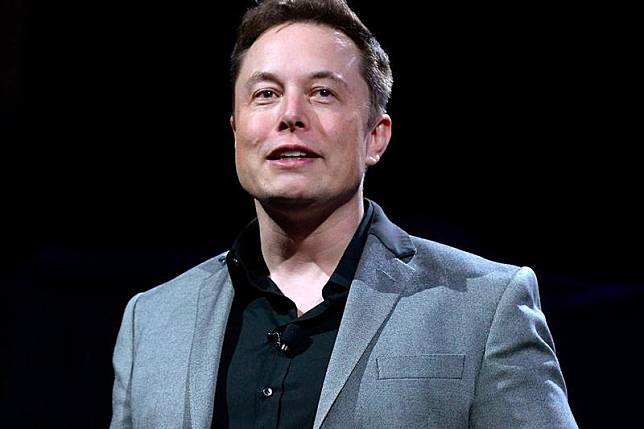 Elon Musk，可謂瘋魔全球創科界，舉足輕重的傳奇人物