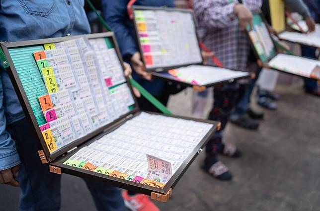 สถิติหวยย้อนหลัง 10 ปี งวด 16 มีนาคม