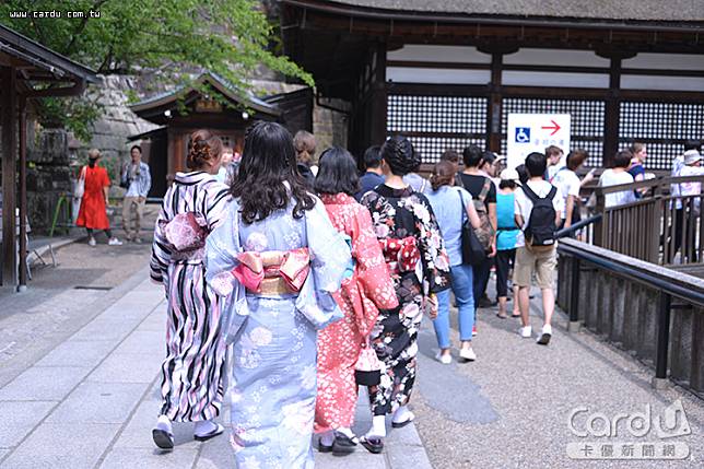 出國旅遊可以擴大視野，行前也要慎選合法旅行社避免權益受損(圖/卡優新聞網)