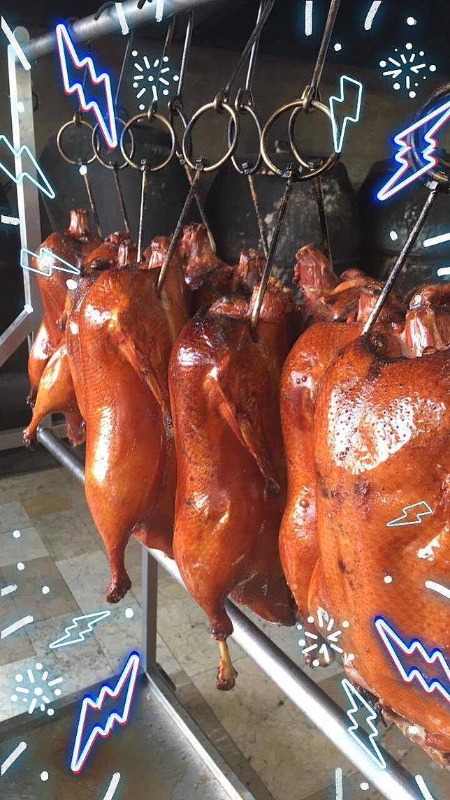 仁武烤鴨是高雄知名的排隊美食。(圖擷自仁武烤鴨臉書)