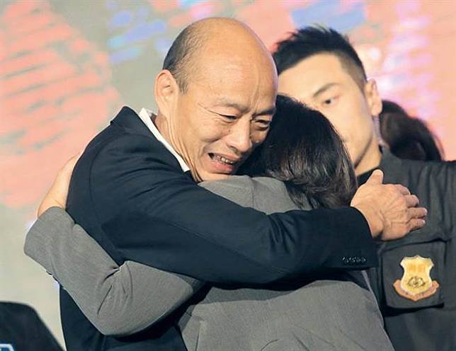 韓國瑜為我國地方選舉史上首被罷免的直轄市長，許多人歸咎於韓當選市長後即參選總統。（范揚光攝）
