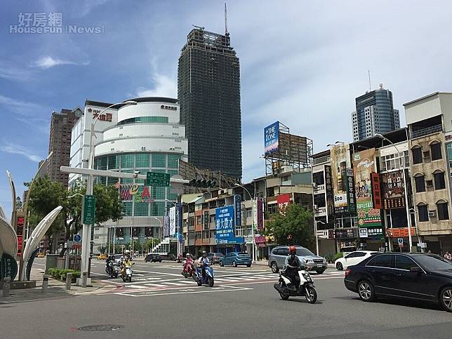 高雄三多商圈。圖／好房網News資料照