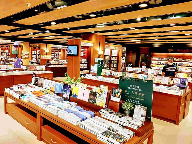 誠品書店文化中心店因合約到期將於四月十八日結束營業。  （記者羅玉如攝）