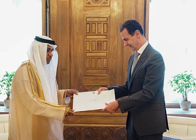阿拉伯聯合大公國駐大馬士革使館15日邀請敘利亞總統巴夏爾參加由阿聯主辦、將於今年年底舉行的聯合國氣候變化綱要公約第28屆締約方峰會。(圖：阿聯駐大馬士革使館推特)