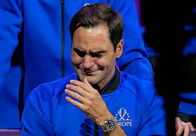 Roger Federer含淚結束生涯。（達志影像）