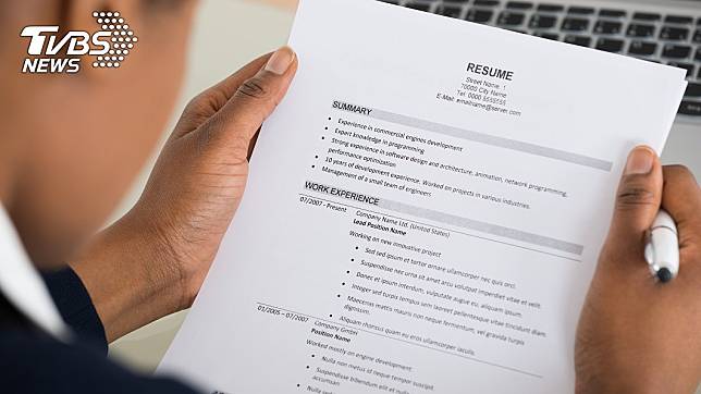 求職者如何呈現履歷表的內容，將是影響錄取的關鍵原因。(示意圖／TVBS)