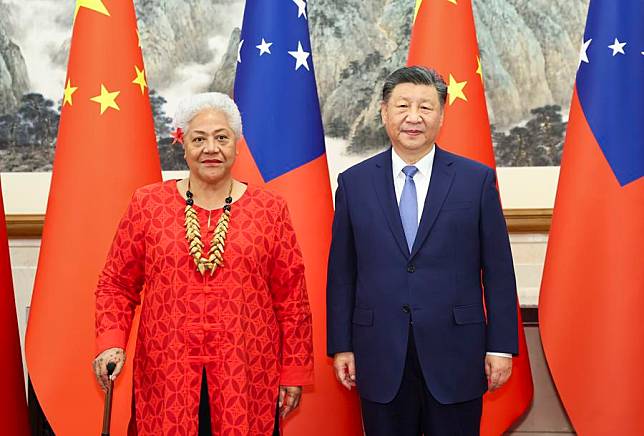 Chinese President Xi Jinping meets with Samoan Prime Minister Fiame Naomi Mata'afa, who is on an official visit to China, at the Diaoyutai State Guesthouse in Beijing, capital of China, Nov. 26, 2024. (Xinhua/Huang Jingwen)