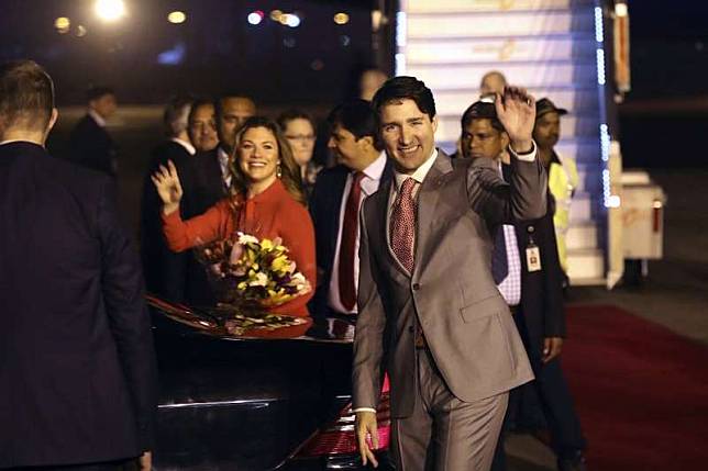 加拿大總理杜魯道與其夫人17日首次造訪印度，展開為期7日的印度行。（AP）