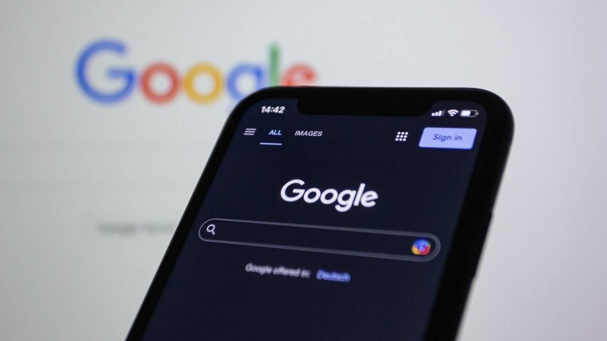皮尤調查：AI 摘要主導 Google 搜尋結果，用戶點擊連結意願大減 | 科技新報 | LINE TODAY