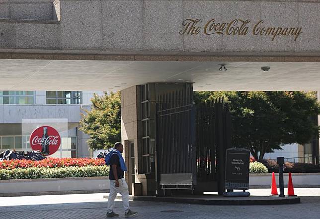 A man walks past the entrance of the Coca-Cola Company in Atlanta, Georgia, the United States, on Oct. 23, 2024. (Xinhua/Liu Yanan)